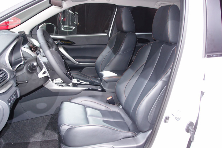 三菱エクリプス クロス