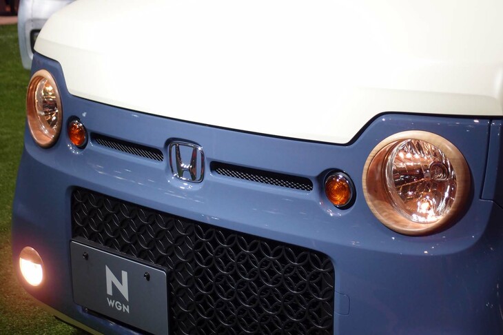 ホンダN-WGNピクニック（フロントまわり）