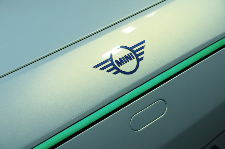 MINIコンセプト エースマン（エンブレム）