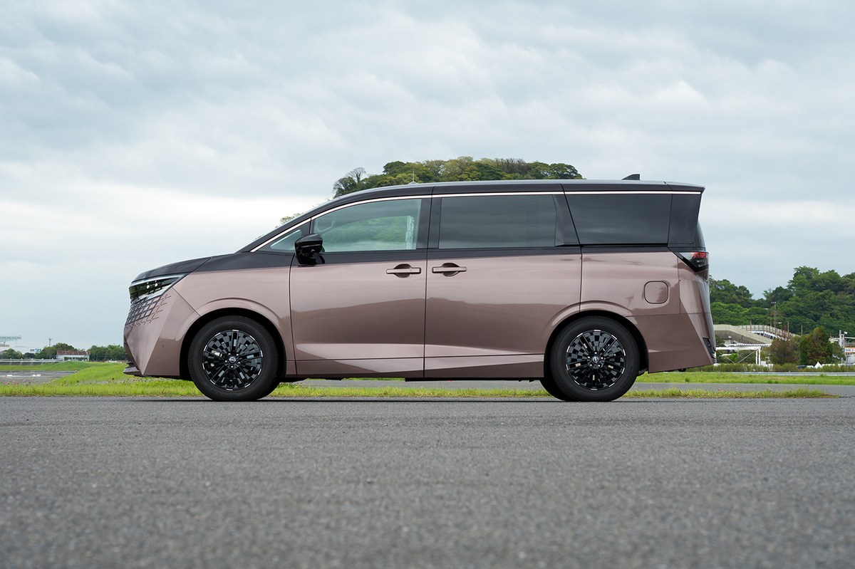 日産エルグランド プロトタイプ（4WD）【試乗記】 渾身のドライバーズ 
