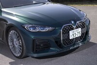 フロントバンパーの中央に「ALPINA」ロゴが控えめに飾られる。