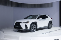 レクサスのクロスオーバー車のベーシックラインを担う「UX」。日本での発売は2018年冬頃となる予定。