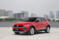 クーペ風味のルーフラインが特徴的な「フォルクスワーゲンTロック」。