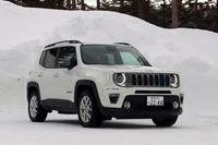 ジープ・レネゲード リミテッド4xe