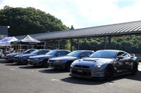 NISMOでは現在、R32型、R33型、R34型の「スカイラインGT-R」と、R35型「GT-R」の前期型と中期型に「クラブマンレーススペック」を設定している。