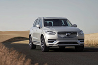 ボルボの最上級SUV「XC90」。同社の次世代EV製品群は、まずはXC90の後継モデルから登場するとされている。
