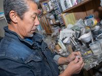 「私自身、修正が難しいと思う傷はありませんね。なんでも直せます。ただ、本当に納得のいくまで仕上げるのは難しい。同業者が仕上がりを見ても直したところが指摘されないようなくらいまで持っていきたいんです」