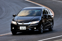 第85回：ホンダ・グレイスHYBRID EX（前編）