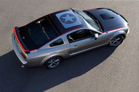 世界にたった1台の「マスタングAV8R」の画像