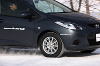 ブリヂストンの最新スタッドレス「BLIZZAK REVO GZ」を試すの画像