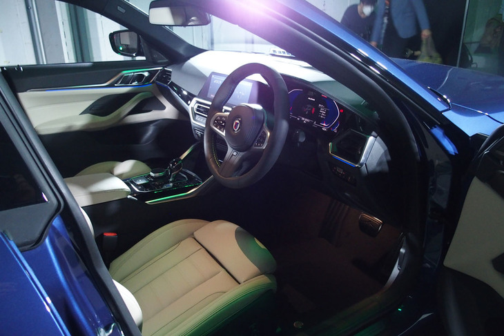 BMWアルピナB4グランクーペ（インテリア）