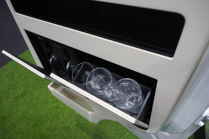 キアPV5 LGシュピラウム（コンセプトモデル）