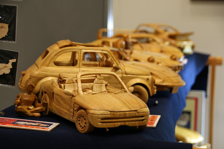 GREEN GRASS CLASSIC CAR MATEのブース