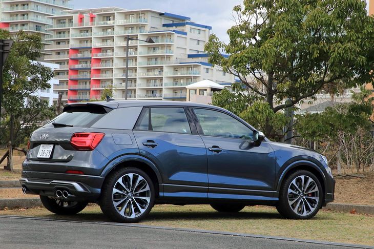 2019年12月に日本に導入された「SQ2」。現状では「Q2」に「RS」モデルの設定はなく、同車が最もスポーティーかつ上級な仕様となっている。