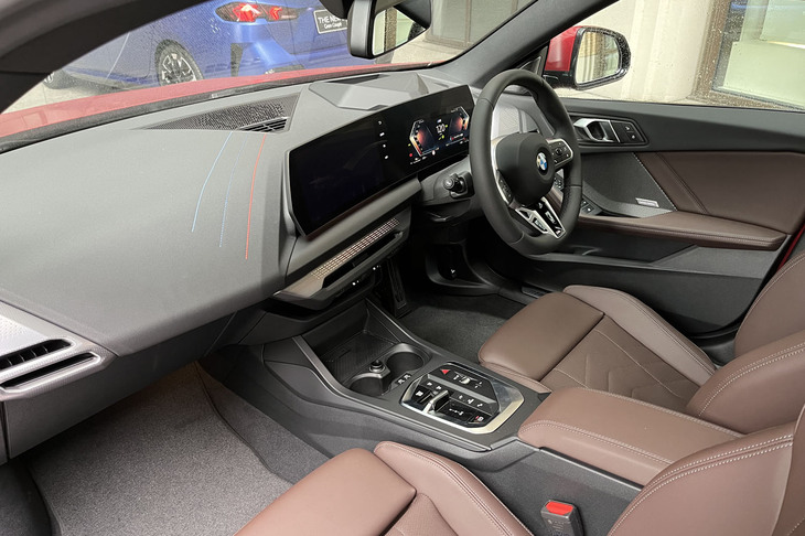 220dグランクーペMスポーツ（インテリア）