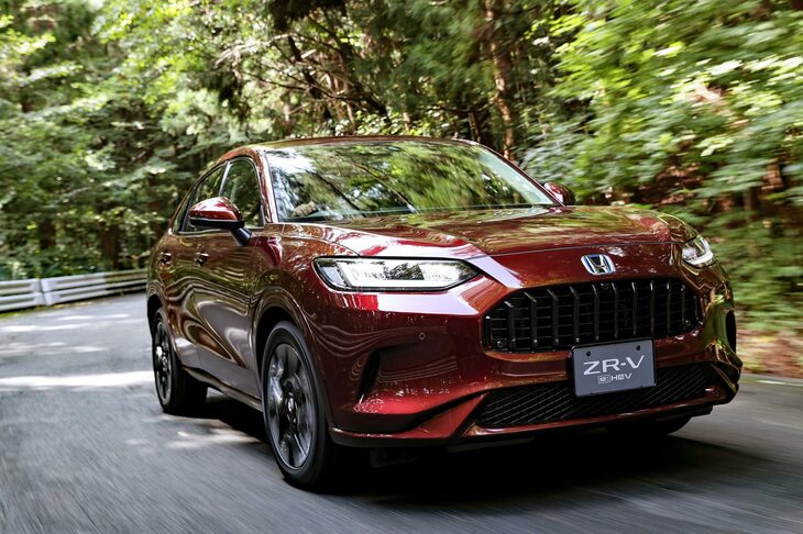 ホンダの新型SUV「ZR-V」。スポーティーな走りやスマートさを重視したスタイリングなど、ライバルとは趣を異にするモデルとなっている。