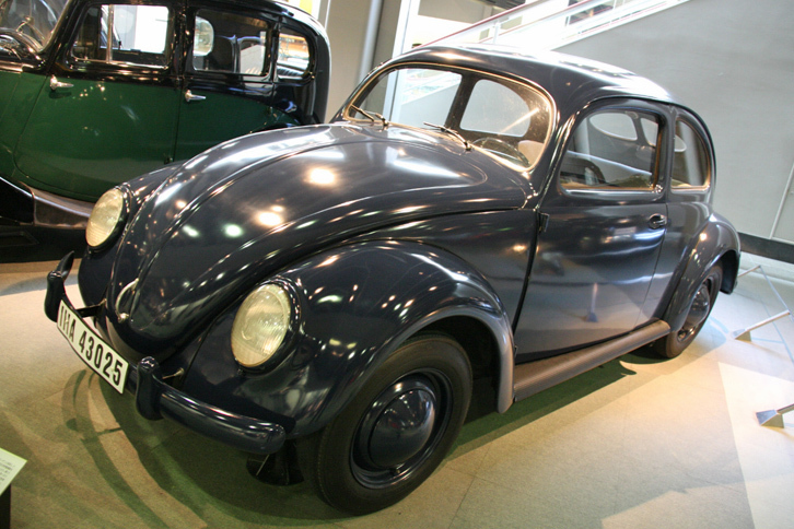 1938年「フォルクスワーゲン38プロトタイプ」のレプリカ。（トヨタ博物館蔵）