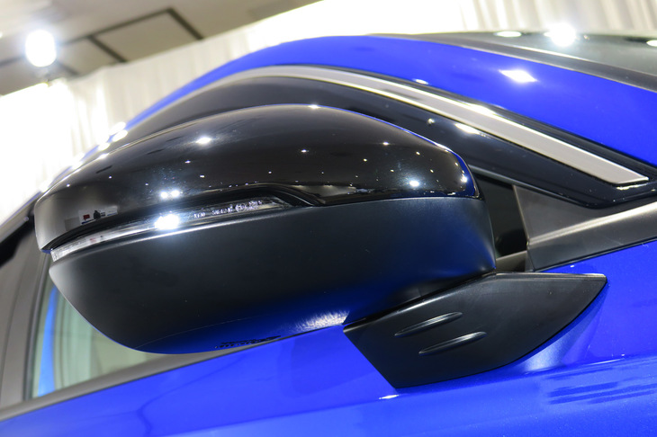 ホンダ・シビックLX ホンダアクセス用品装着車（ドアミラーカバー）