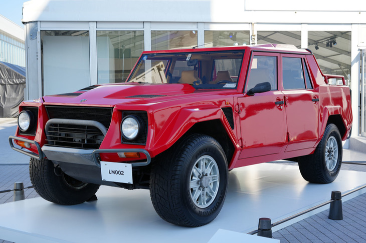 ランボルギーニLM002