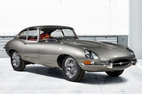 新車同然の「ジャガーEタイプ」を10台限定で販売