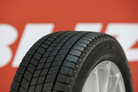 1988年に誕生した「ブリザック」シリーズの最新世代となる「ブリザックVRX3」。北海道・北東北の主要5都市における一般ドライバーのブリザックブランドタイヤ装着率は、実に50.7％にのぼるという（2022年1月～2月の同社調査）。