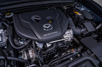 「CX-30 XD」に搭載される1.8リッター直4ディーゼルターボエンジンは、最高出力116PS、最大トルク270N・mを発生。6段ATのみの設定となる。