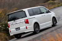 三菱デリカD：5アーバンギア プロトタイプ