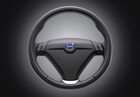 ボルボ、「XC90」の内外装を変更し発売の画像