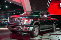 新型「日産タイタンXD」
    