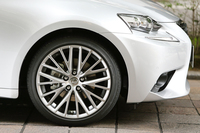 レクサスIS300h“バージョンL”（FR/CVT）【試乗記】の画像