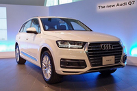 「Q7」