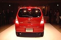 日産初の軽自動車「MOCO」デビューの画像