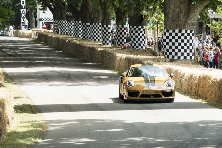 「ポルシェ911ターボSエクスクルーシブシリーズ」