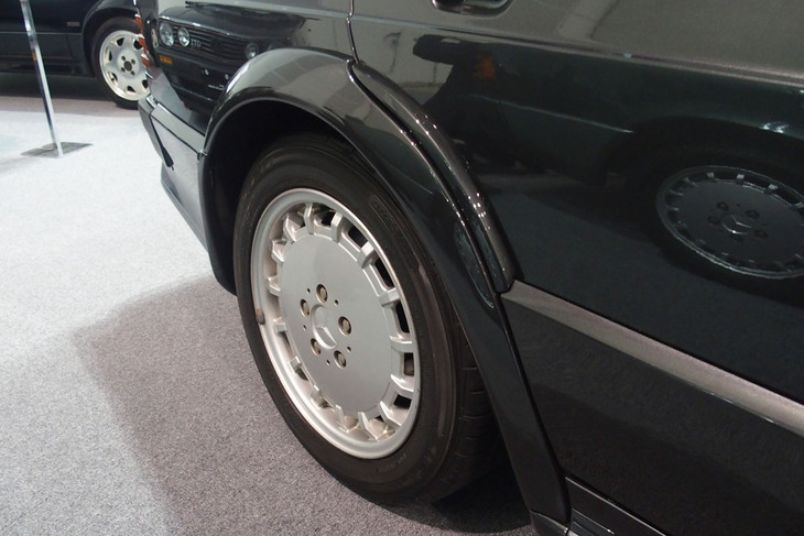 メルセデス・ベンツ190E 2.5-16Vエボリューション1（1989年）／ヤナセクラシックカーセンター