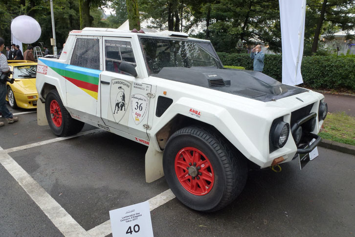 4WDオフローダーの「LM002」。1986年に発売された。