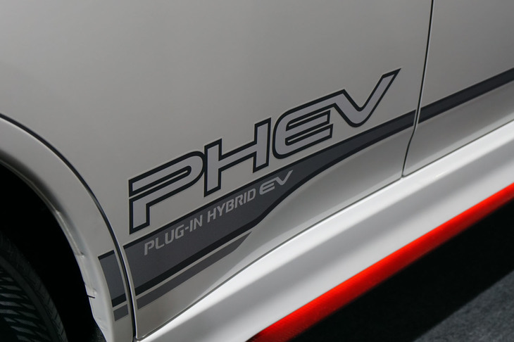 三菱アウトランダーPHEV（オプション装着車）