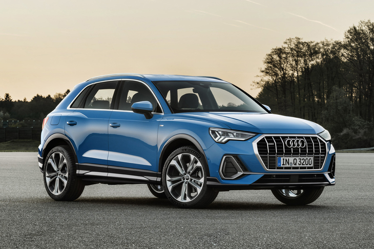 新型「アウディQ3」