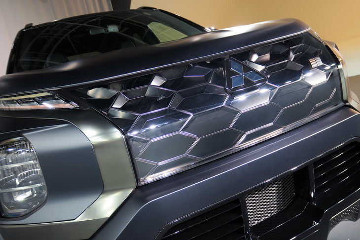 三菱ヴィジョン ラリーアート コンセプト（フロントグリル）