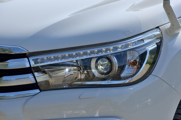 オートレベリング機能がついた、LEDヘッドランプ。上級グレード「Z」に搭載される。