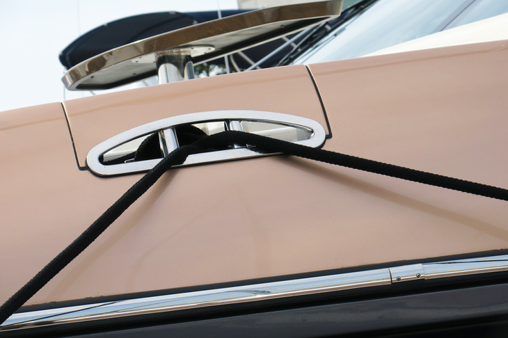 レクサスLY650（クリート）