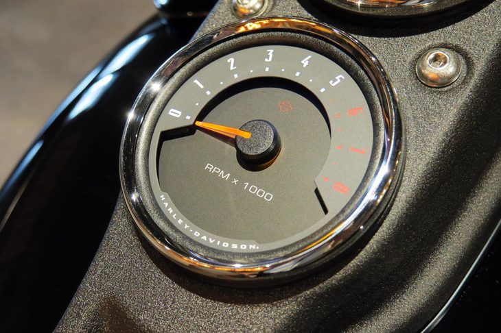 ハーレーダビッドソン・ローライダーS（メーター）