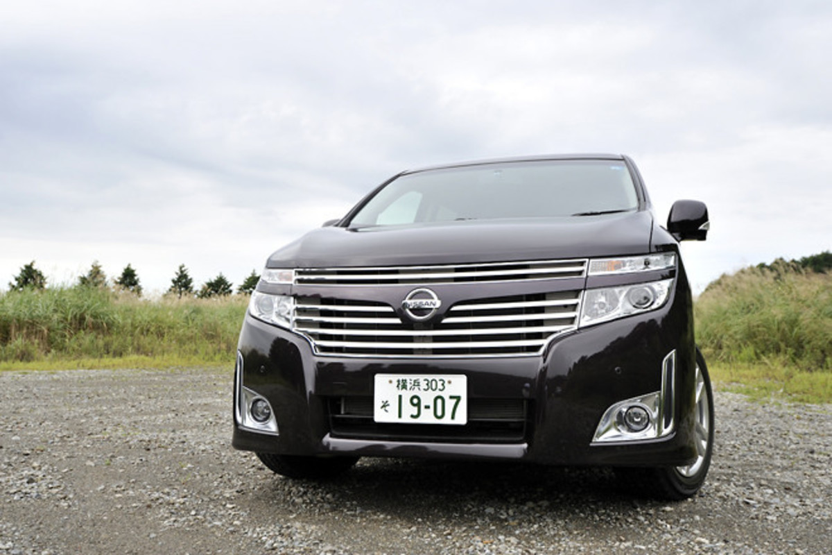 日産エルグランド250 Highway STAR 7人乗り（FF/CVT）【ブリーフテスト 