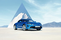 「アルピーヌA110」がマイナーチェンジ　最高出力300PSのエンジンを採用