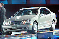 
	「Sクラス」とともに4WDが追加された「Cクラス」
	 