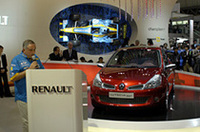 【東京モーターショー2005】2006年春にデビューの「ルーテシアIII」の画像