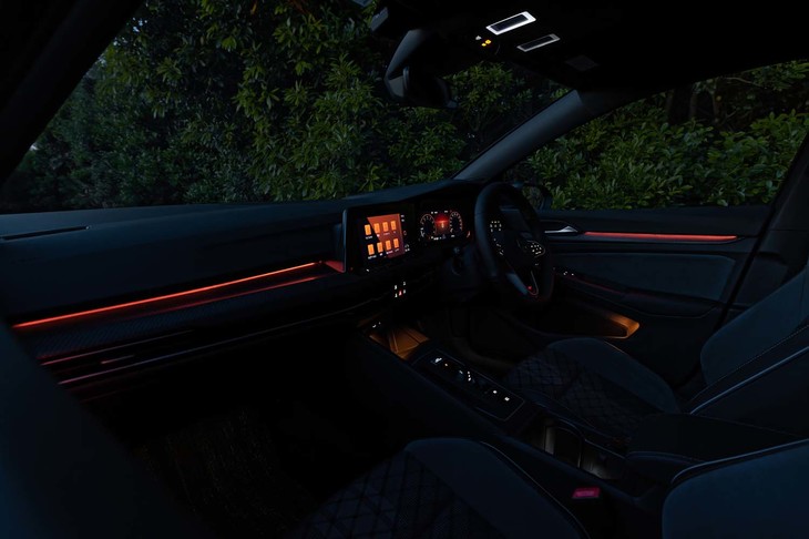 フォルクスワーゲン・ゴルフ（アンビエントライト）