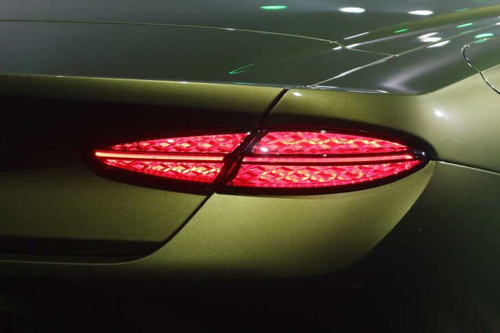 ベントレー・コンチネンタルGTCスピード（リアコンビランプ）