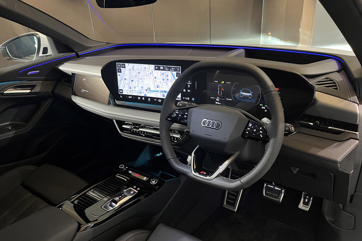 Q6 e-tronクワトロ（インテリア）