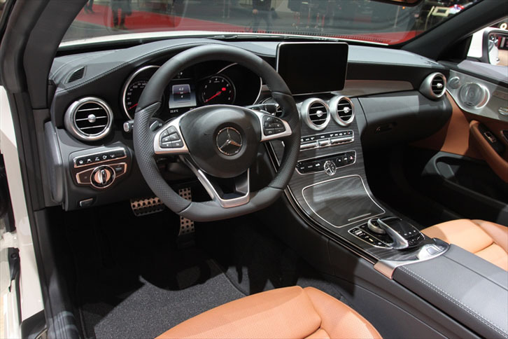 メルセデスAMG C43 4MATICカブリオレ