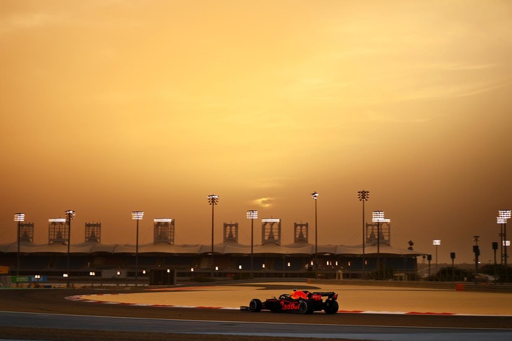 当初3月に予定されていたオーストラリアGPがコロナの影響で11月に移動したことで、2021年の開幕戦は、テストが行われた場所と同じバーレーンで開かれることに。今のところ史上最多23戦で争われる予定である。